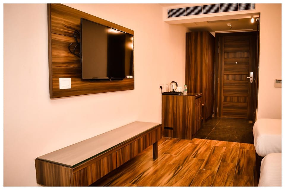 Communal lounge/ TV room, TV and multimedia