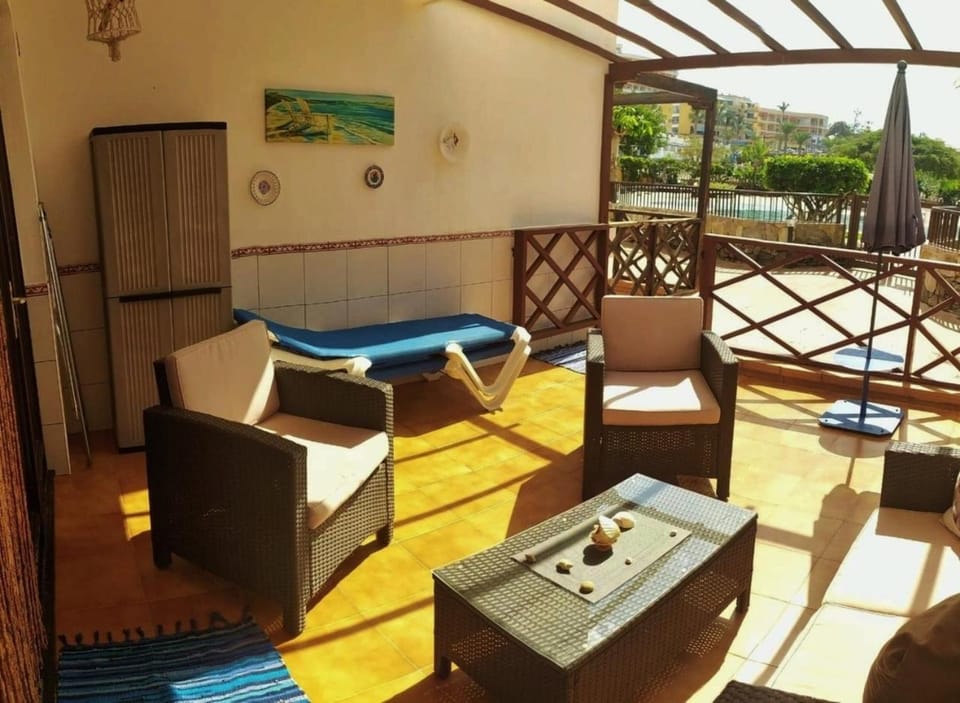 Balcony/Terrace, Pool view