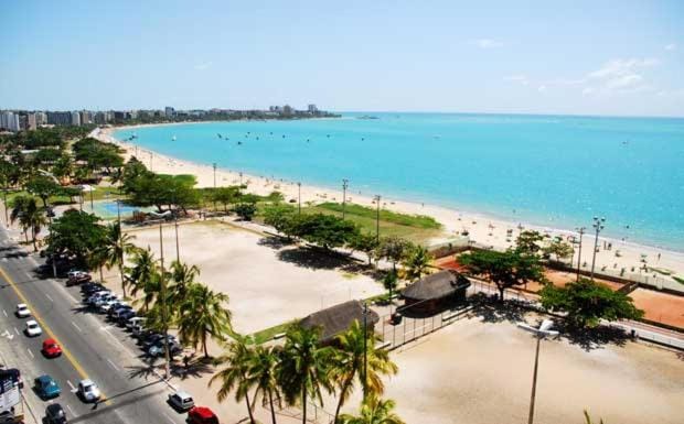 Ponta Verde-Pajuçara, ótimo lugar para relaxar Apartment in Maceió