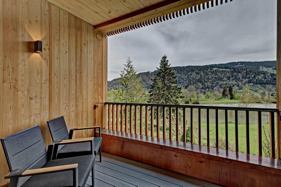 Day, Natural landscape, View (from property/room), Balcony/Terrace, Mountain view