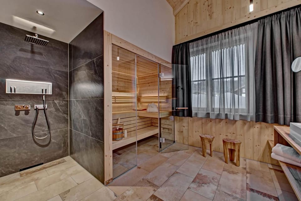 Shower, Sauna, Bathroom