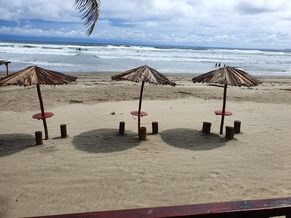 Bungalows La Perla Playa Azul Nature lodge in State of Michoacán