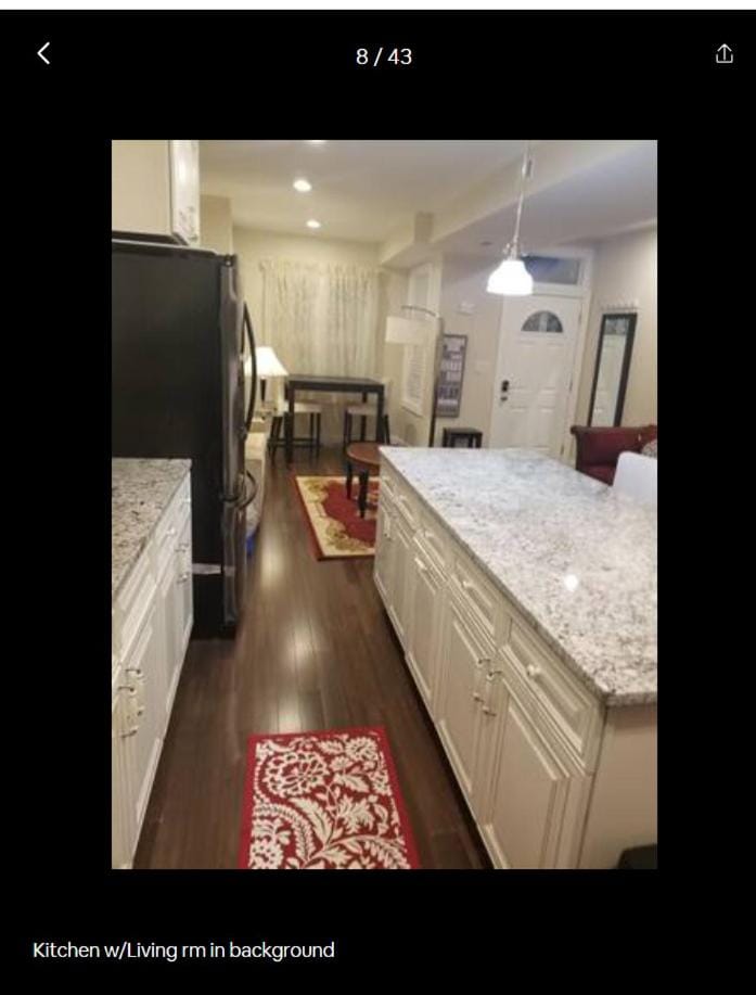 Beautiful New 4 Bedroom 3 Bath Family Home Or 1 BR Apt Nr Howard U Downtown NW DC Bed and Breakfast in District of Columbia