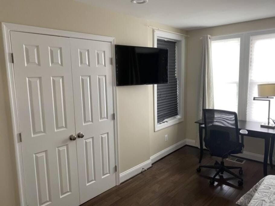 Bedroom, wardrobe