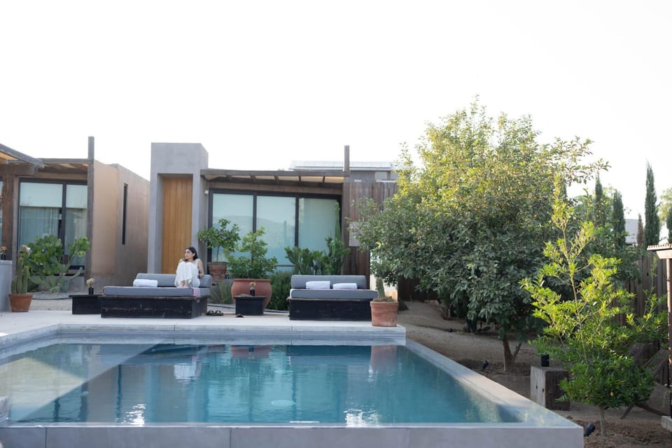 Property building, Patio, Swimming pool