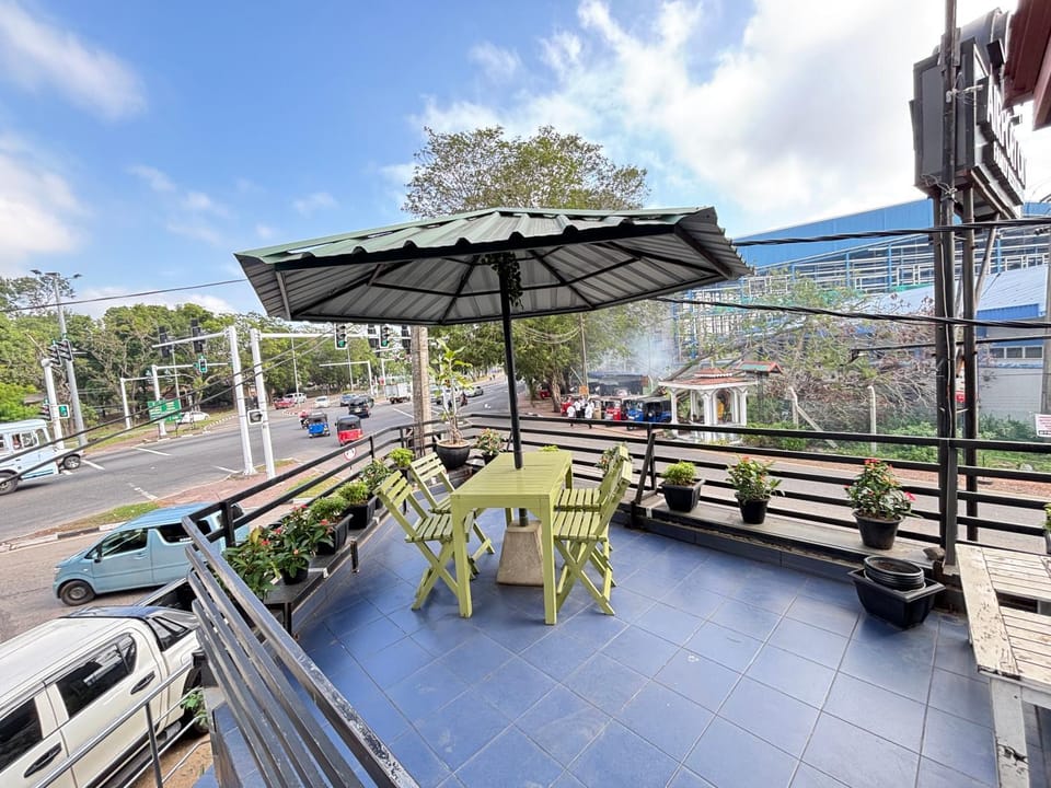 Airport City Hotel by Sandamalee Hotel in Negombo