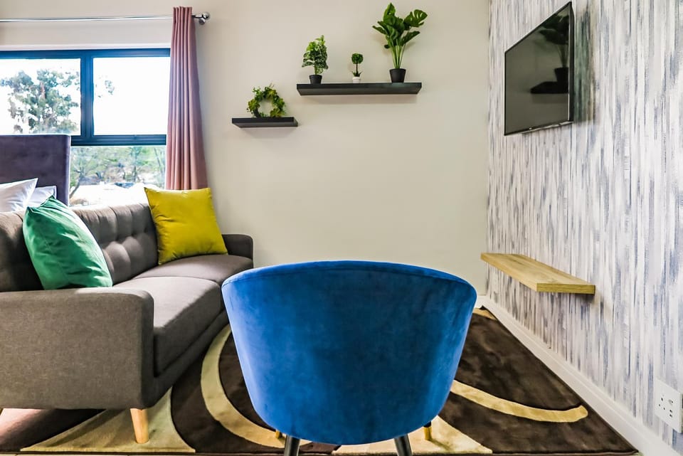 Insaka's 2 Greenlee Apartment - Greenlee Lifestyle Centre, Sandton Apartment in Sandton