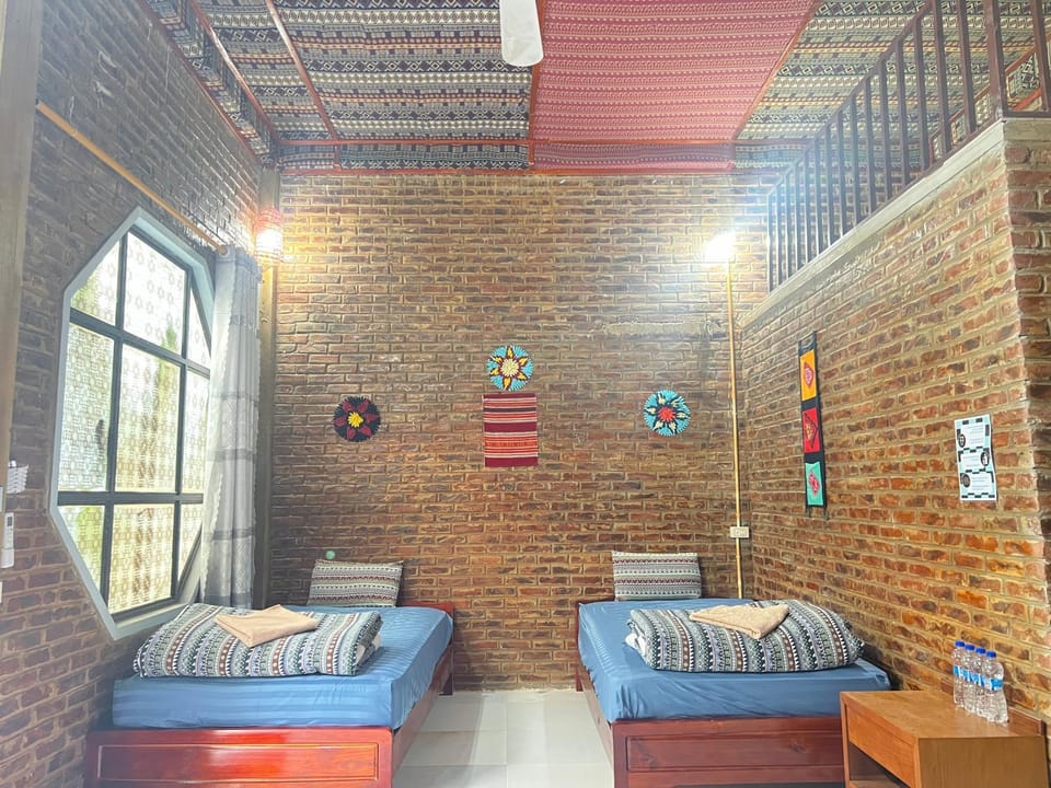 Hakuna Matata homestay Mai Châu Bed and Breakfast in Laos