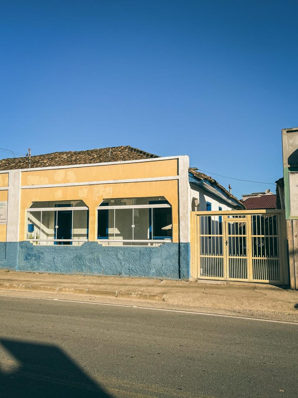 Facade/entrance