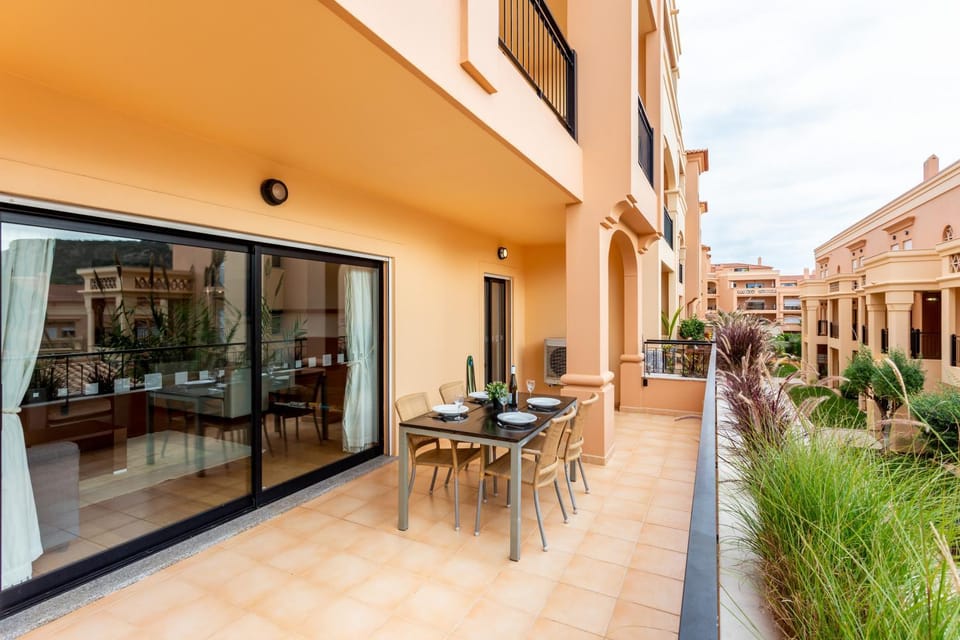 Facade/entrance, Balcony/Terrace, Balcony/Terrace