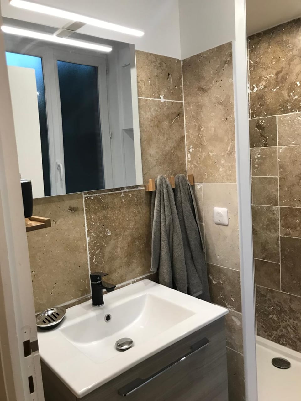 la licorne { T2 tous confort} centre ville Apartment in Normandy