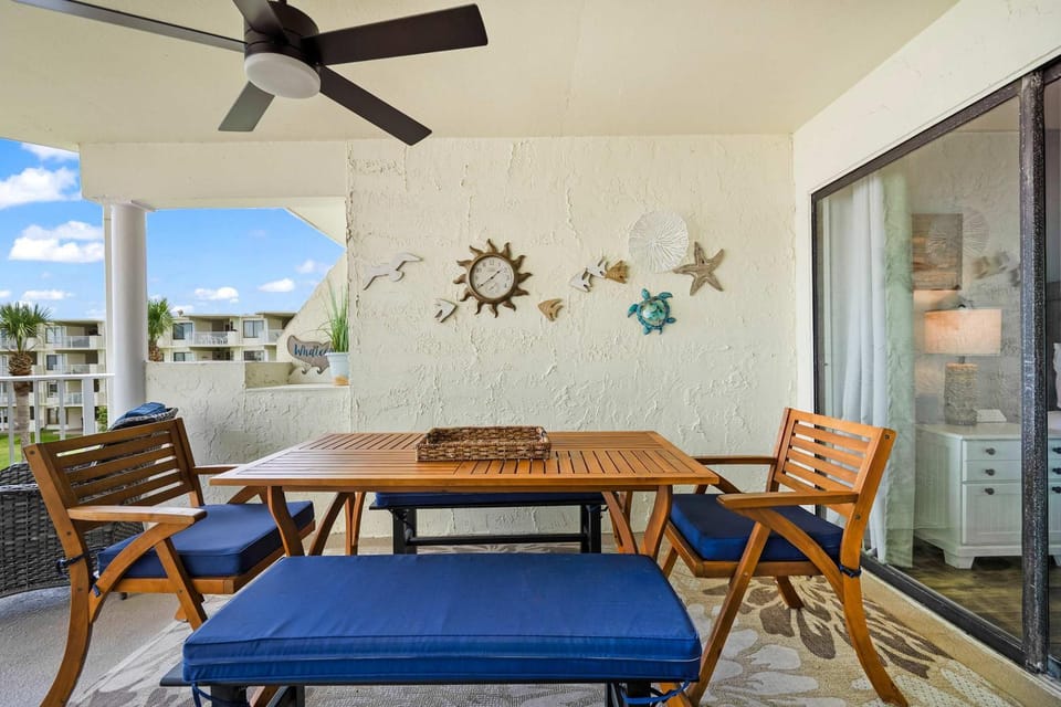 Stunning Ocean Views, Huge Patio, Heated Pool and Amenities! House in Butler Beach
