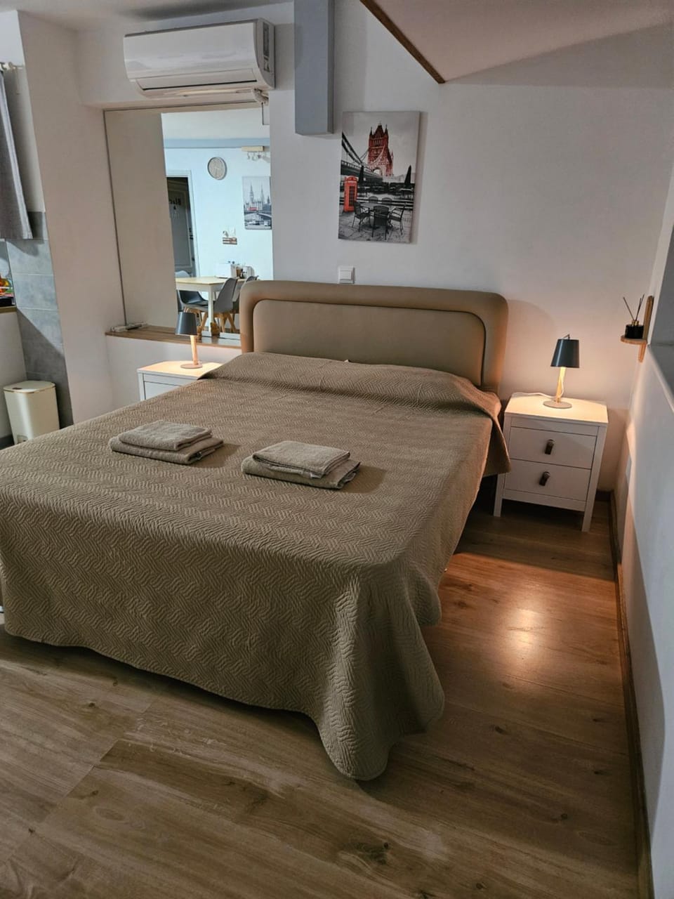 Natural Oak STUDIO by Emmelia Group Apartment in Paphos
