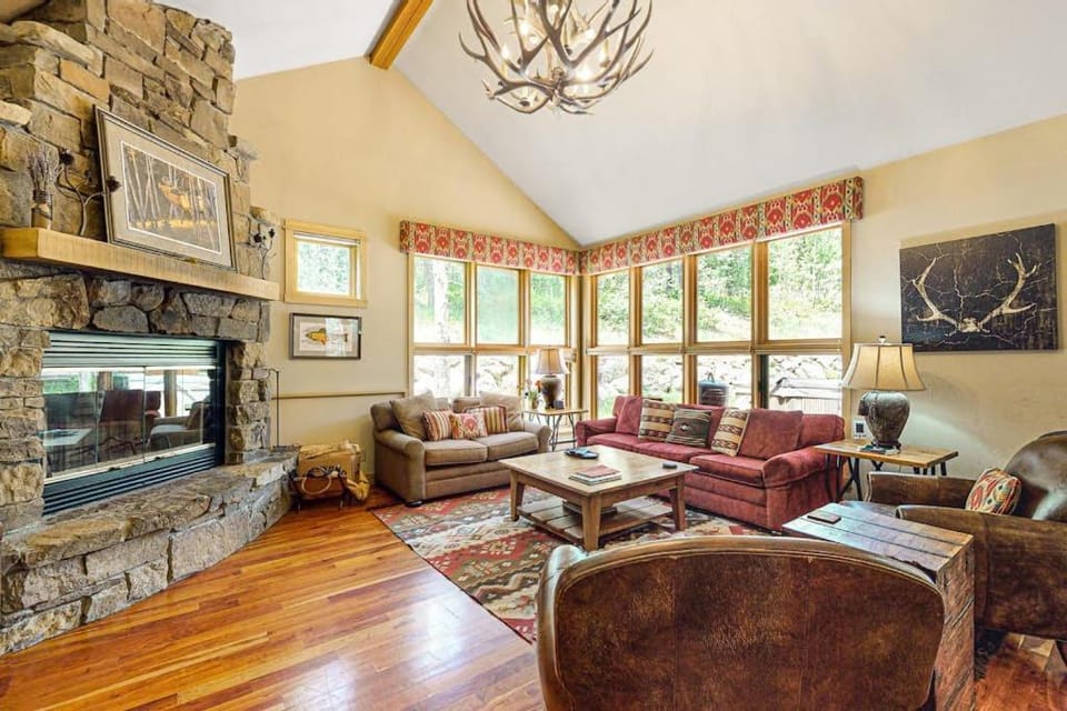 Moose Creek 26 Apartment in Teton Village
