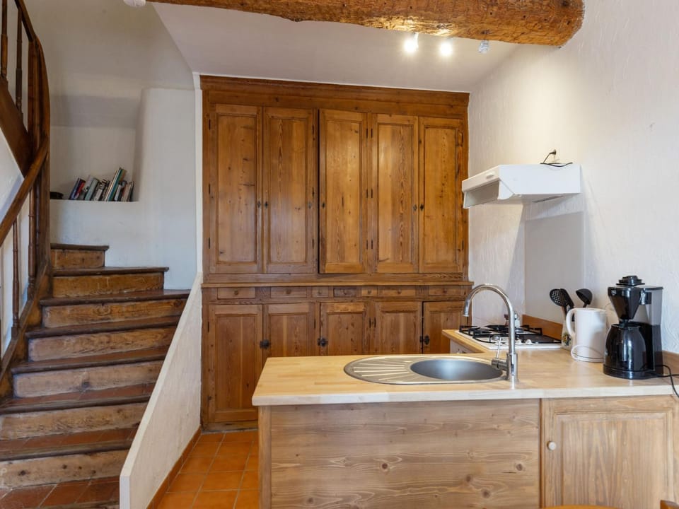 Kitchen or kitchenette, Other