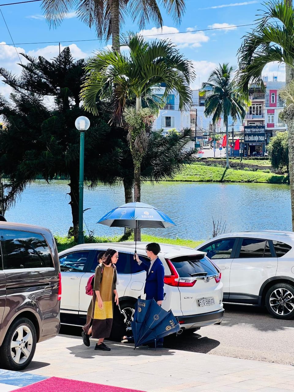 Natural landscape, Parking