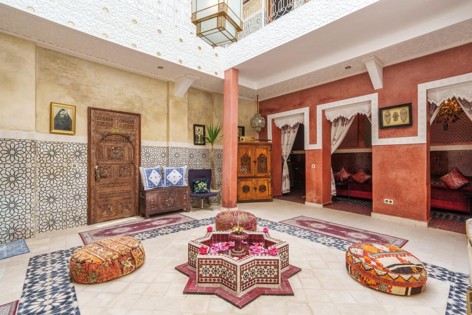 Riad 7 chambres - Petit dejeuner gratuit - Exclusivité - TOP EMPLACEMENT Riad in Marrakesh
