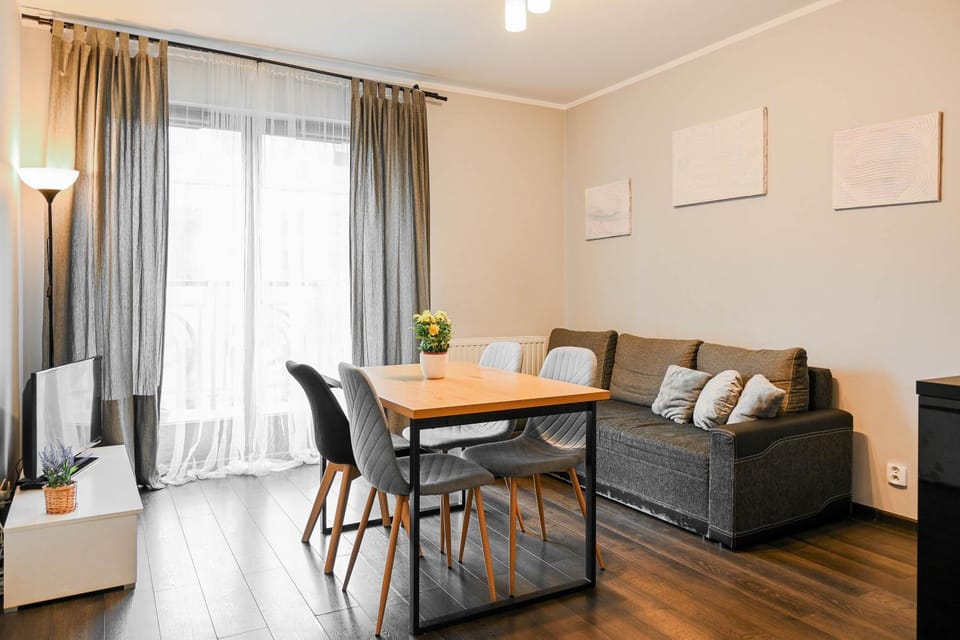 Living room, furniture, internet