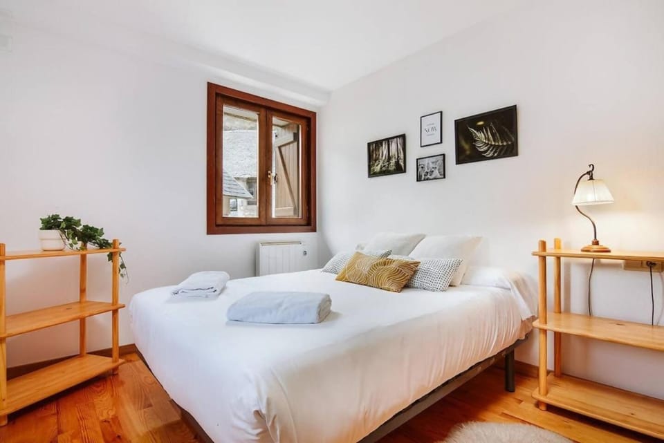 Cantal by Cardi Suites. Apartment in Sallent de Gállego