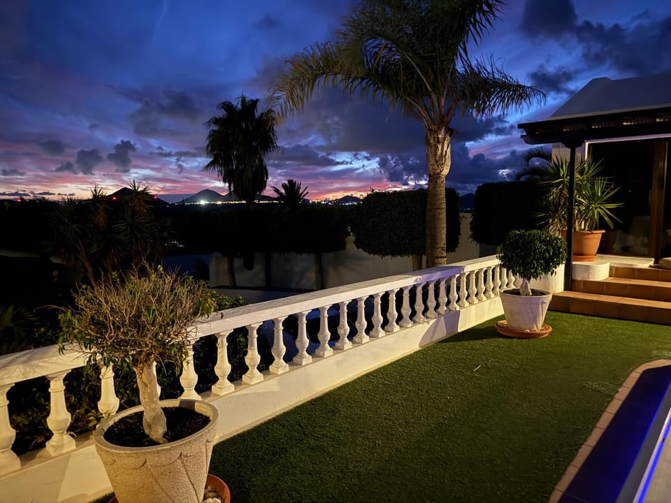 Patio, Garden, Balcony/Terrace