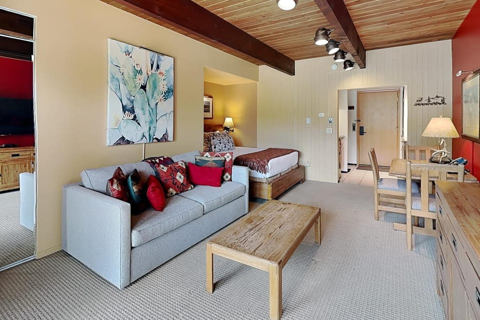 Timberline Condominiums Studio Standard Unit 216 House in Snowmass Village