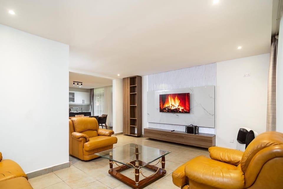 Communal lounge/ TV room, TV and multimedia, Living room, Seating area