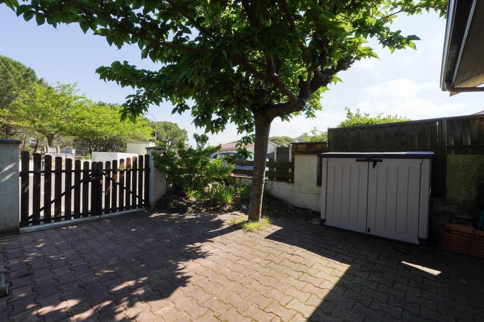 Maisonnette au pied de l'Océan avec terrasse House in Biscarrosse