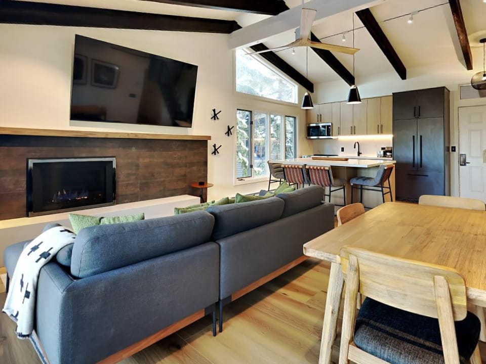 Timberline Condominiums 2 Bedroom plus Loft 3 Bath Premier Unit A3A House in Snowmass Village