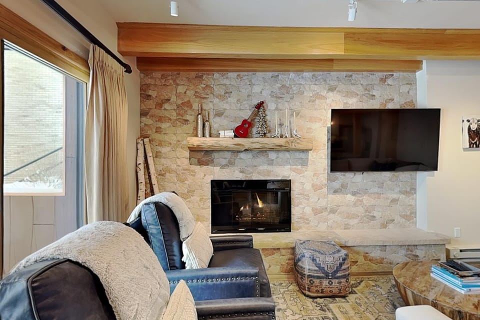 Timberline Condominiums 3 Bedroom Premier Unit B1A House in Snowmass Village