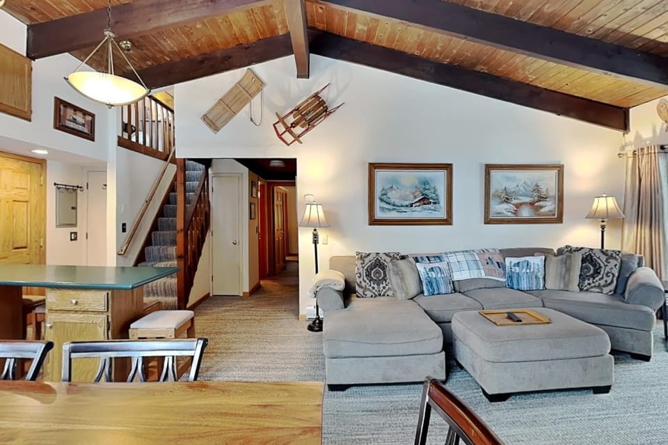 Timberline Condominiums 2 Bedroom plus Loft 2 Bath Standard Unit B3E House in Snowmass Village