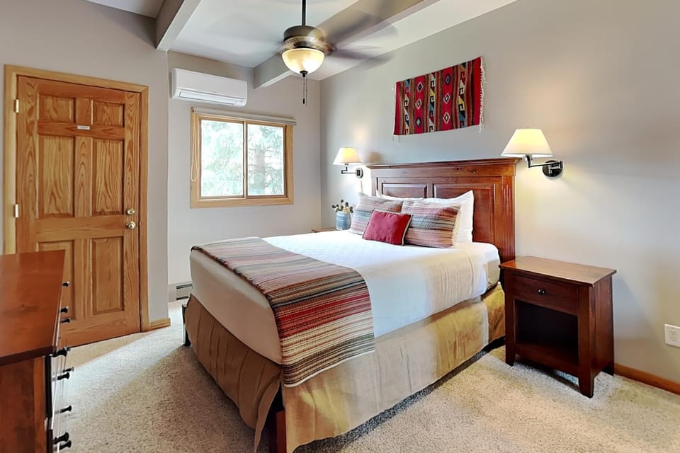Timberline Condominiums 1 Bedroom Deluxe Unit C2B House in Snowmass Village