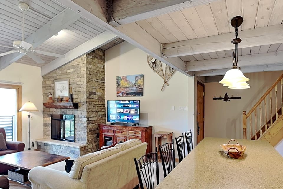 Timberline Condominiums 1 Bedroom plus Loft Deluxe Unit D3B House in Snowmass Village