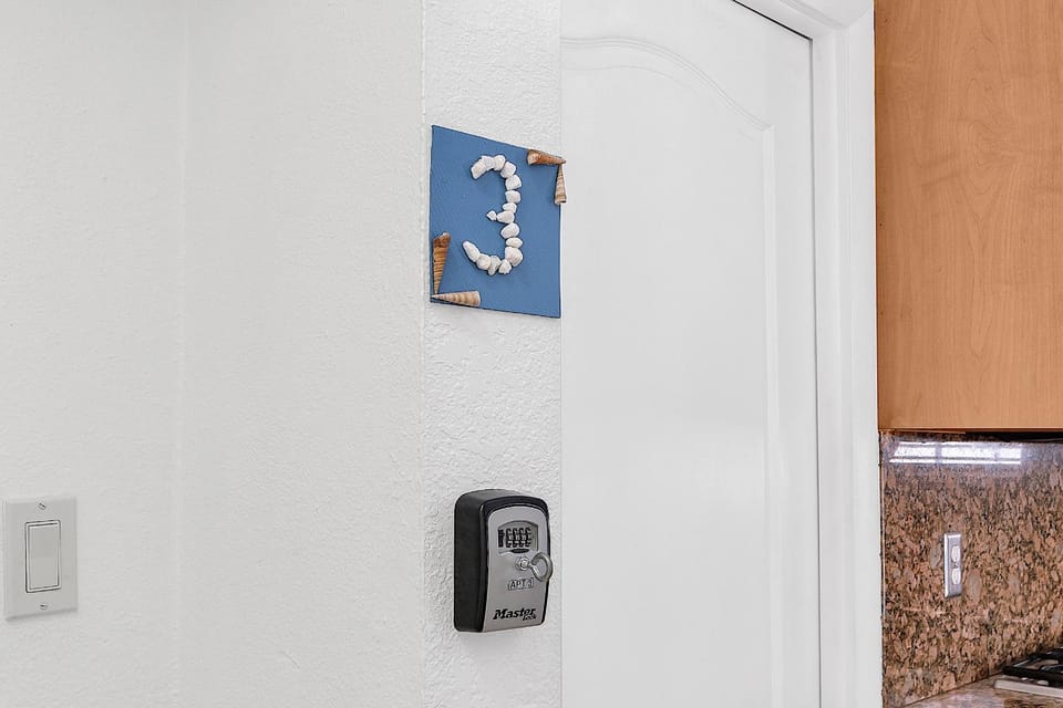 Private room in Little Havana Vacation rental in Coral Gables