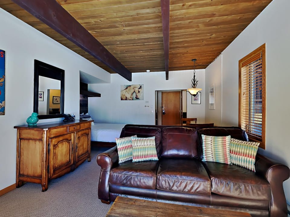 Timberline Condominiums Studio Deluxe Unit 118 House in Snowmass Village