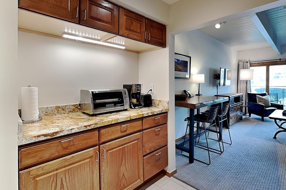 Timberline Condominiums Studio Deluxe Unit 214 House in Snowmass Village