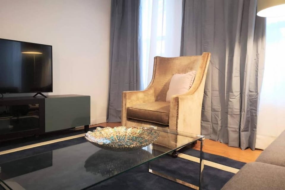 Chez Edouard by Hébergements DCL Apartment in Quebec City