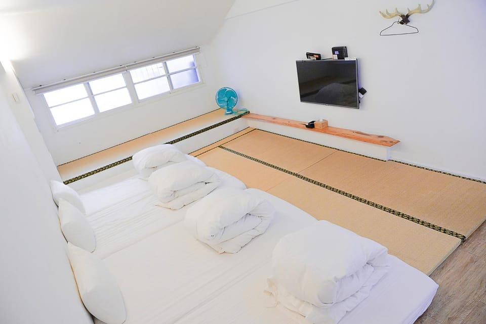 TV and multimedia, Bedroom