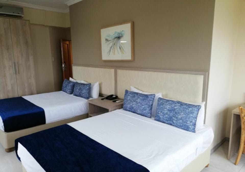 Regal Inn North Beach Hotel in Durban