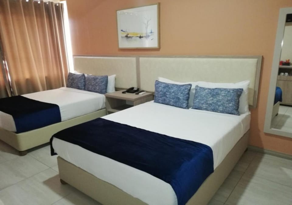 Regal Inn North Beach Hotel in Durban