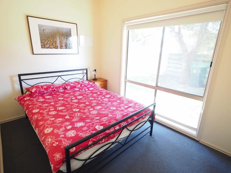 Sunset Deck Stay 3 Pay 2 Winter Special House in Sandy Point