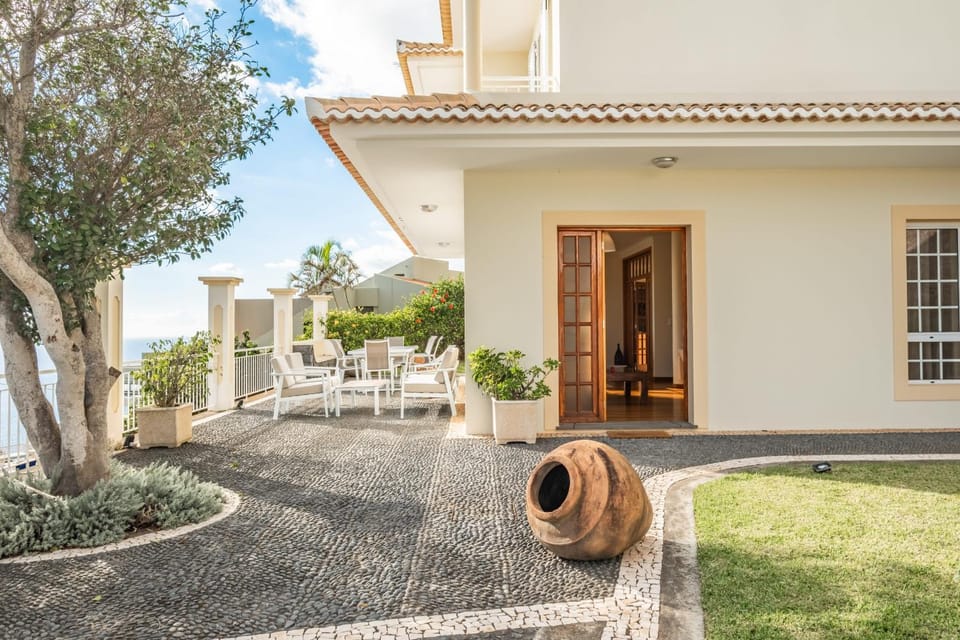 Casa das Neves - By Wehost House in Madeira District