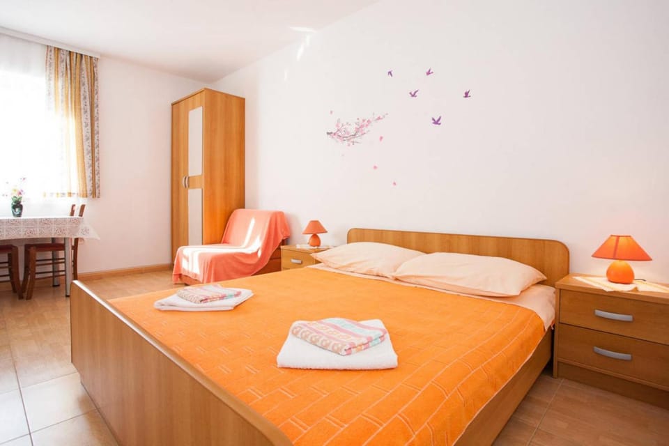 Apartments with pool Ivana Krk Apartment in Krk