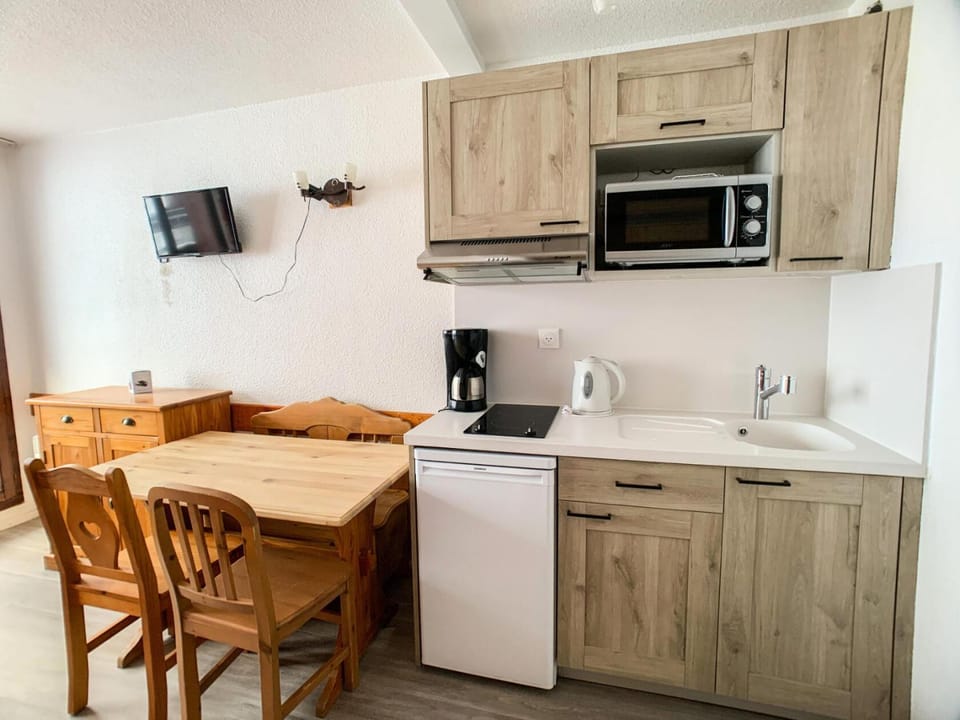 Résidence Rond Point Des Pistes B - Studio lumineux·Proche des pistes et des commerces MAE-6792 Apartment in Tignes