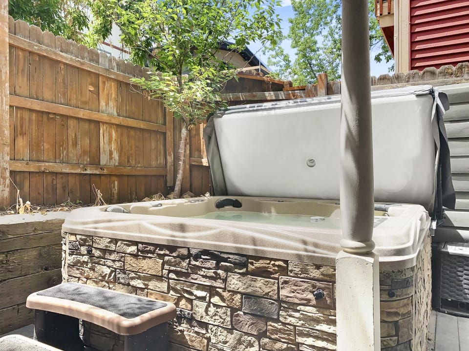 Hot Tub