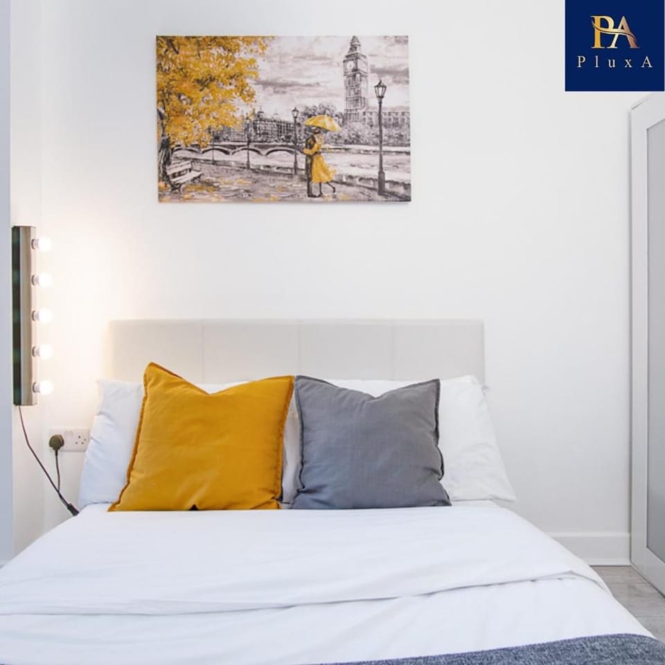 Pluxa Waterside Apartment - Stylish 2bathrooms, walk to transit Apartment in Birmingham