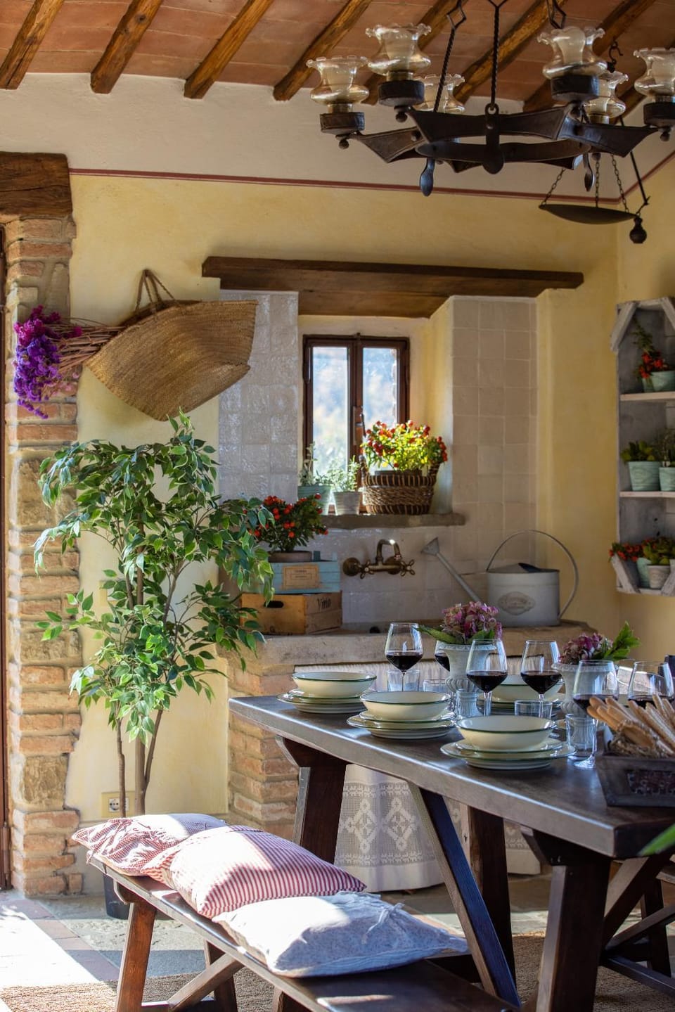 Patio, Restaurant/places to eat