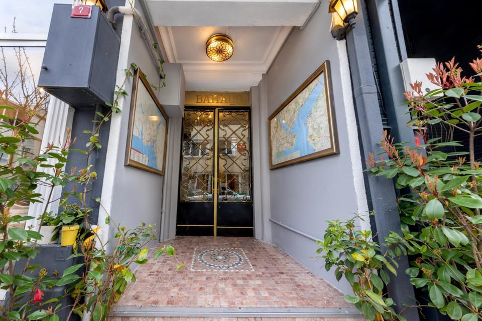 Facade/entrance, Day