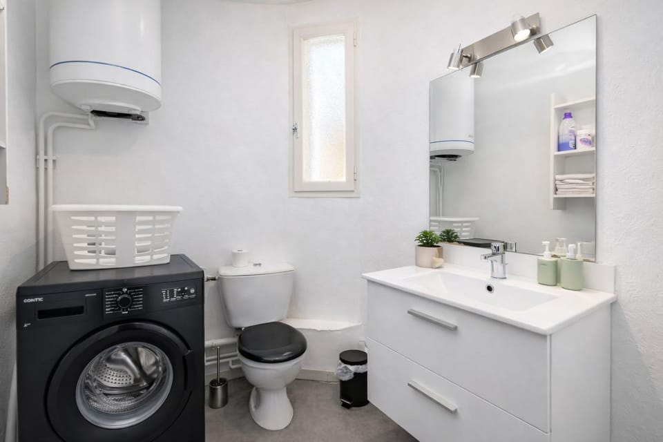 Escale de Sériane Grand Studio 50m2 Centre Ville Apartment in Occitanie