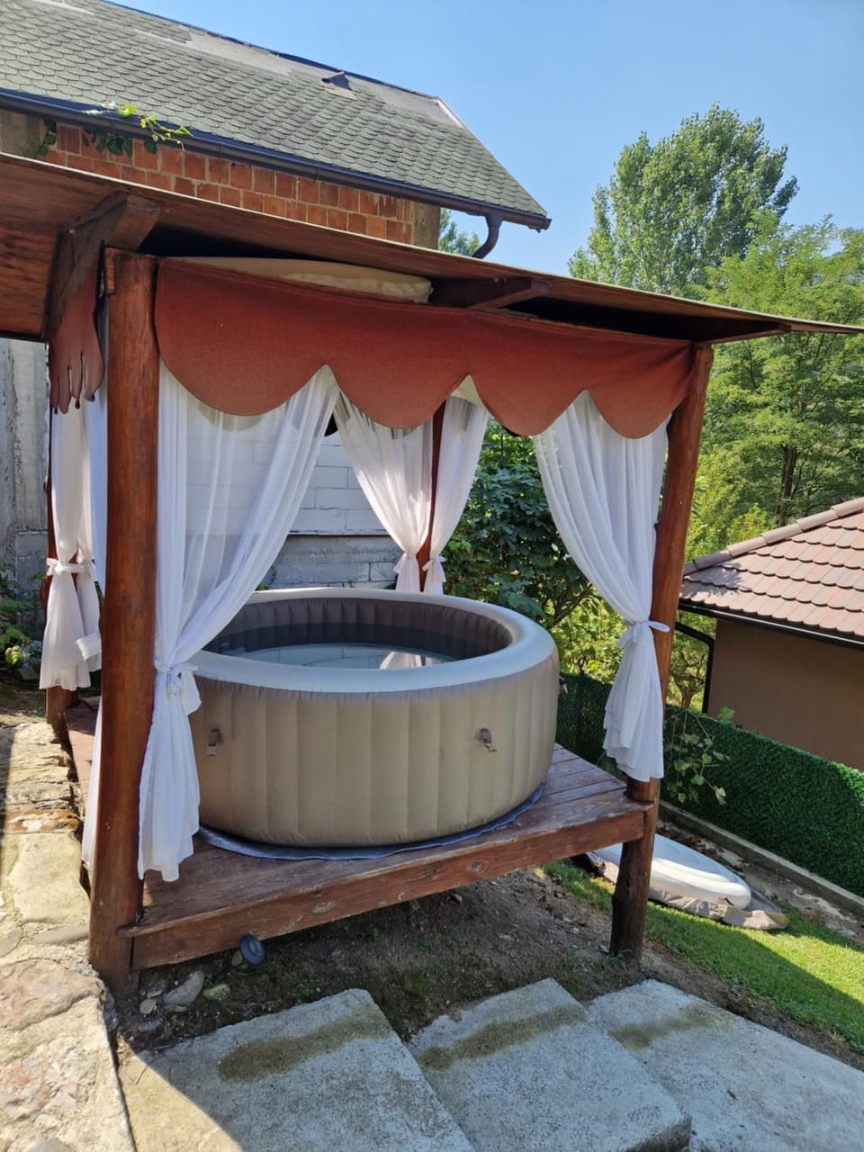 Brvnara Maljkovic Drina House in Zlatibor District, Serbia