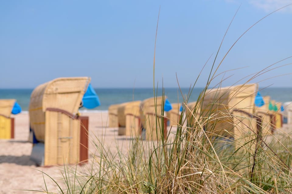 Off site, Beach, On site